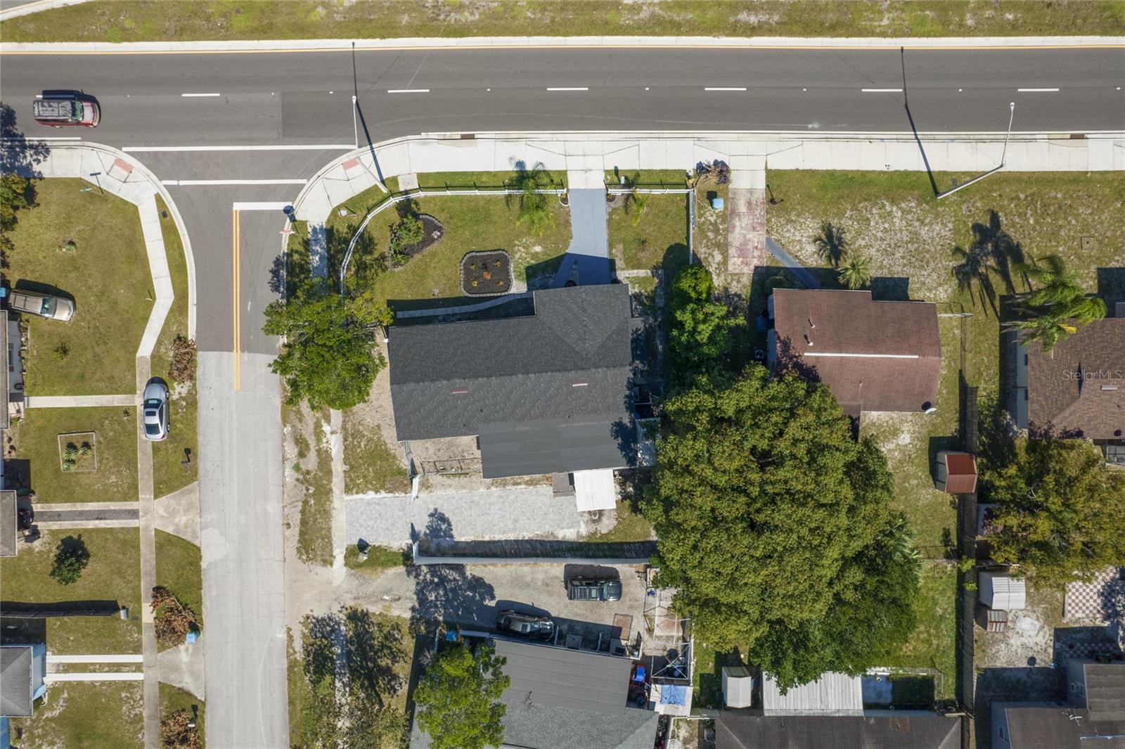 Image 48 of 49 For 2259 Howland Boulevard