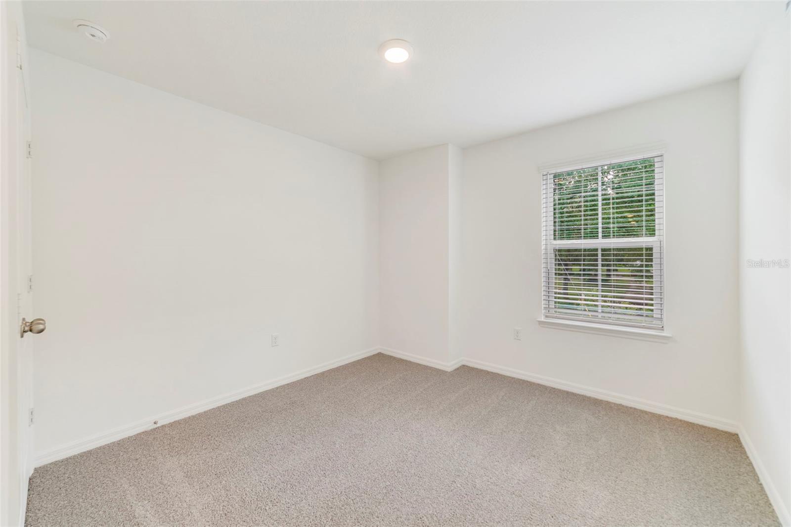 Image 20 of 23 For 159 Aulin Avenue