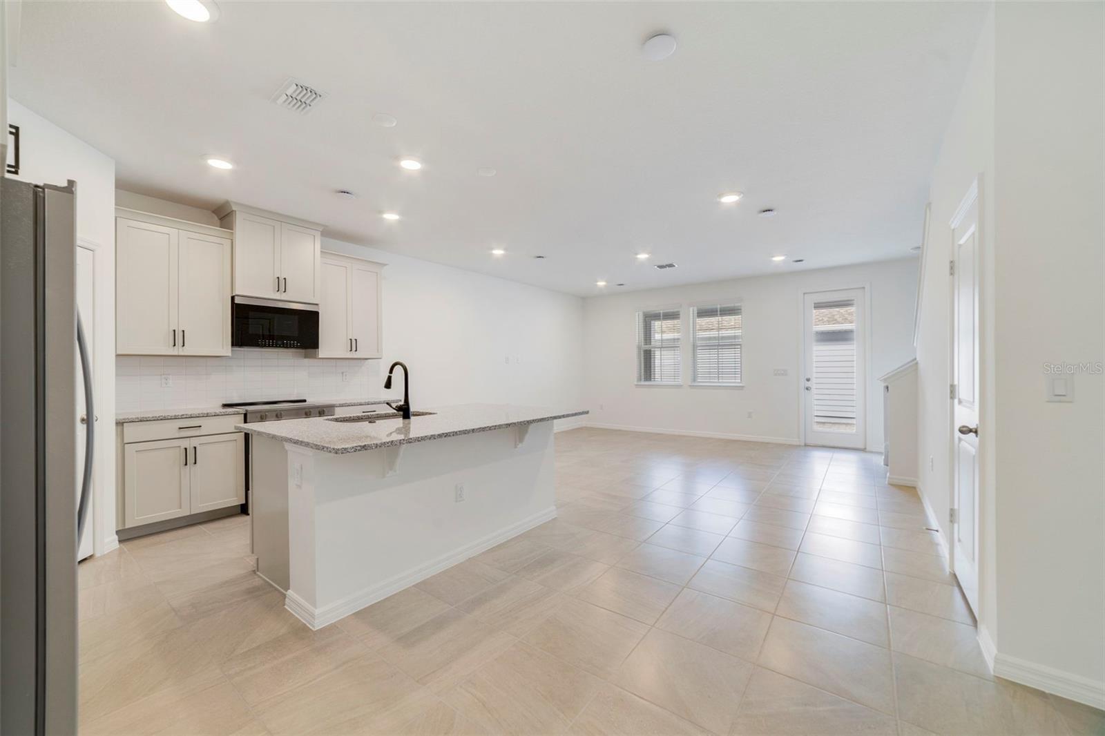Image 7 of 23 For 159 Aulin Avenue