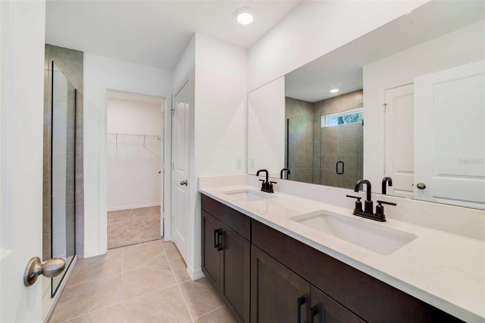 Image 17 of 25 For 155 Aulin Avenue