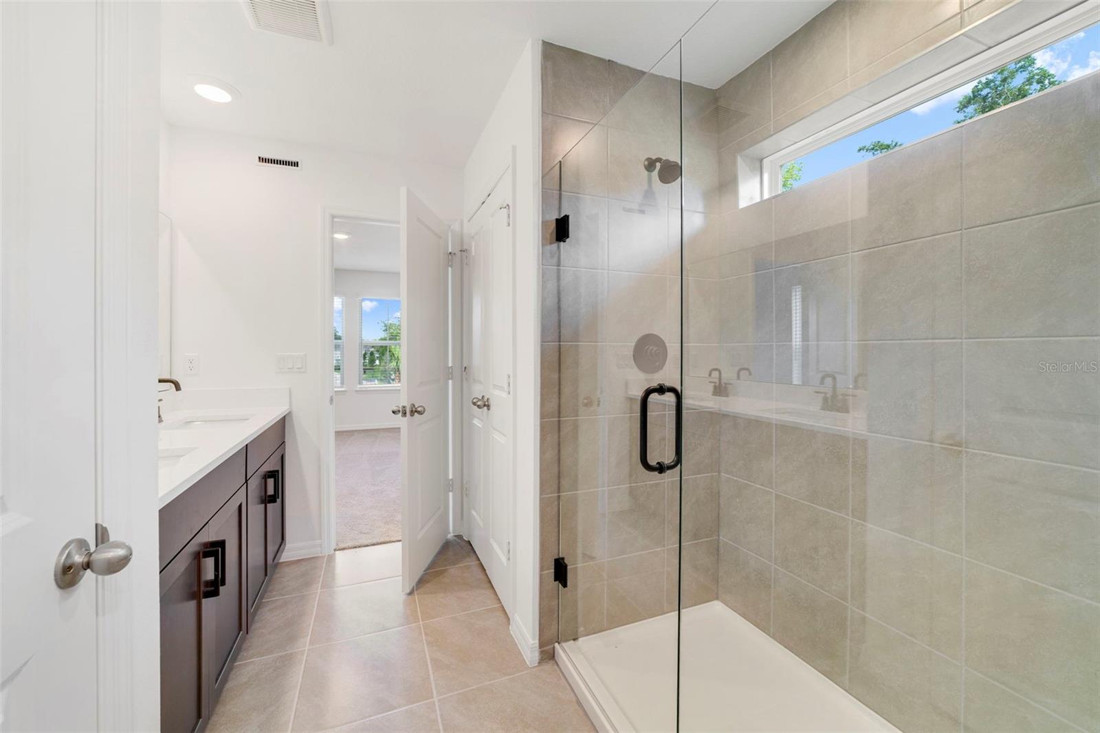 Image 18 of 25 For 155 Aulin Avenue