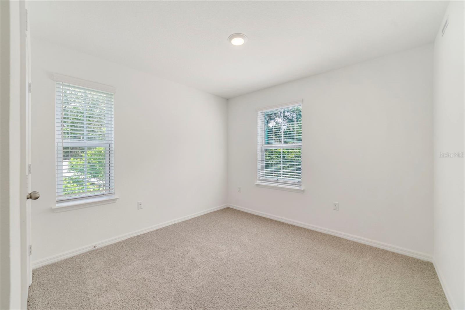 Image 22 of 25 For 155 Aulin Avenue