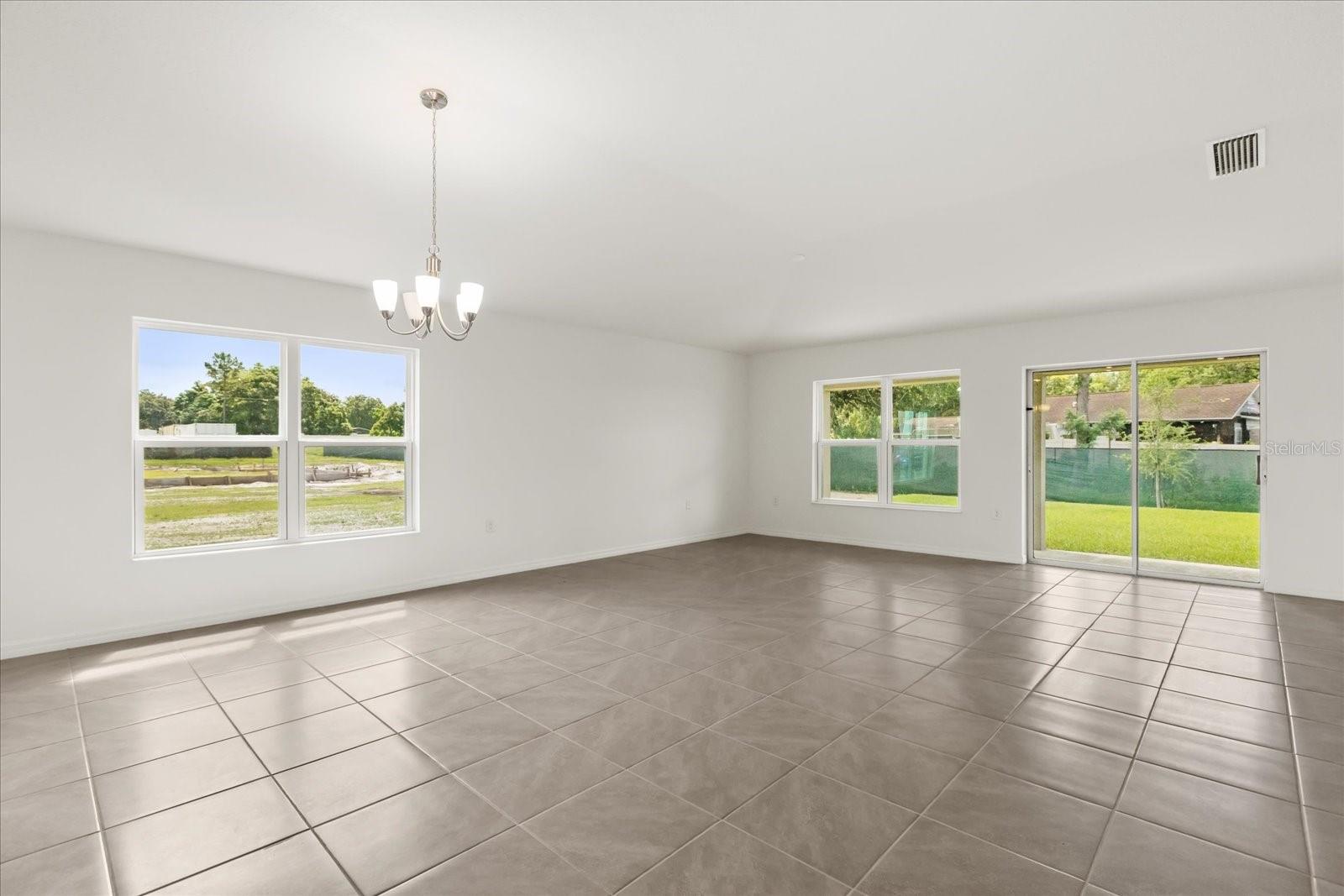 Image 5 of 20 For 212 Rivermill Way