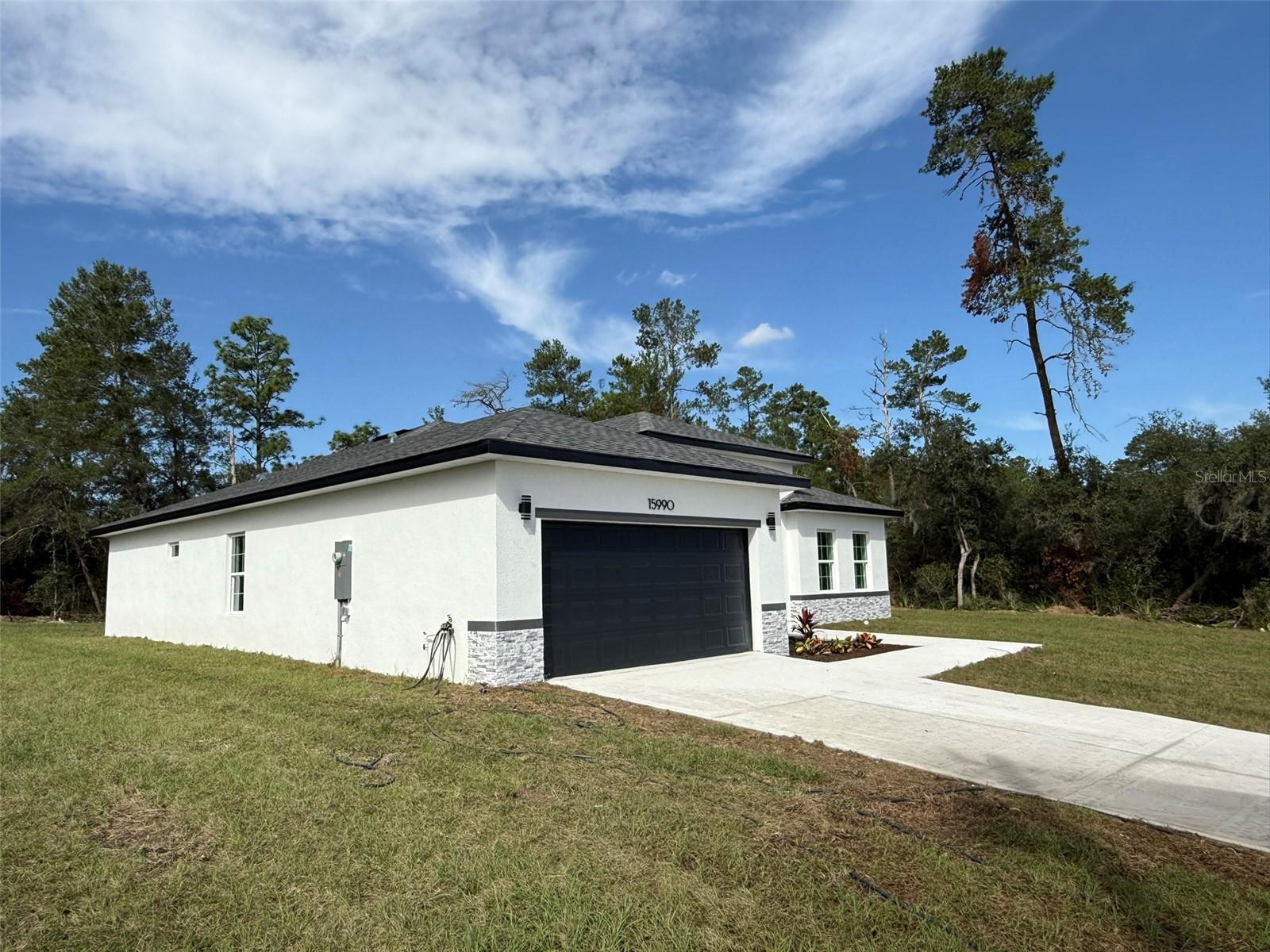 Listing photo id 24 for 15990 Sw 49th Court Road