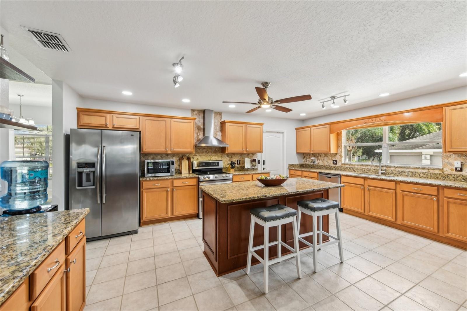 Image 20 of 86 For 24548 Calusa Boulevard