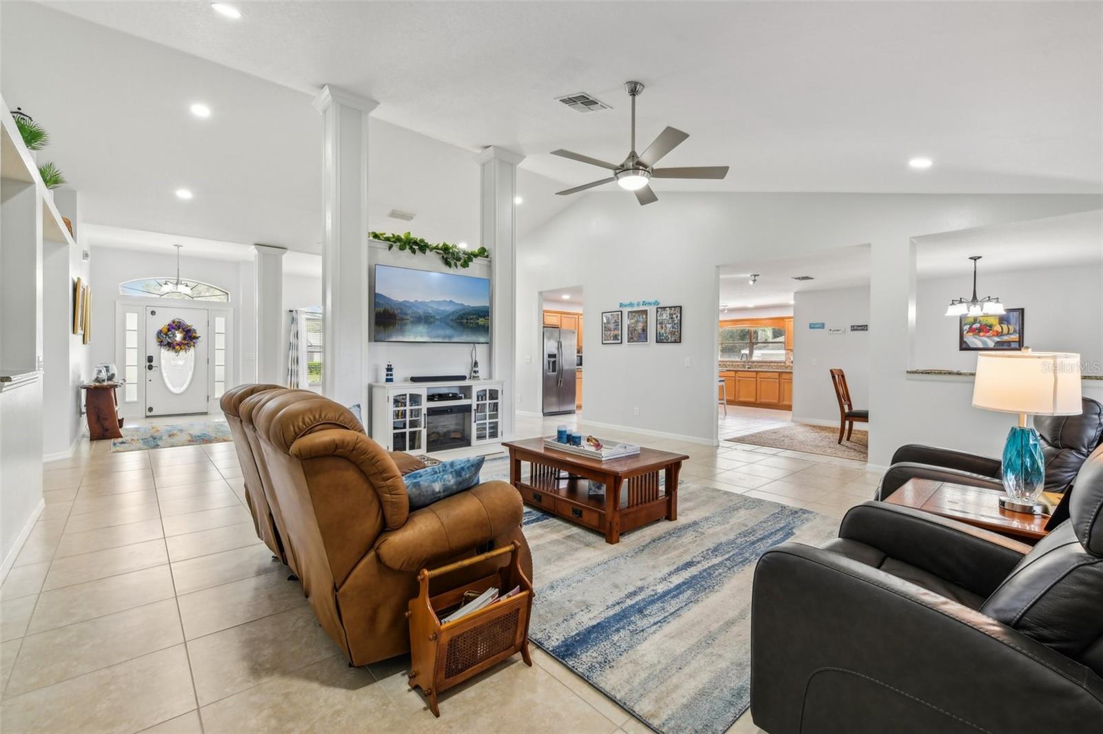 Image 9 of 86 For 24548 Calusa Boulevard