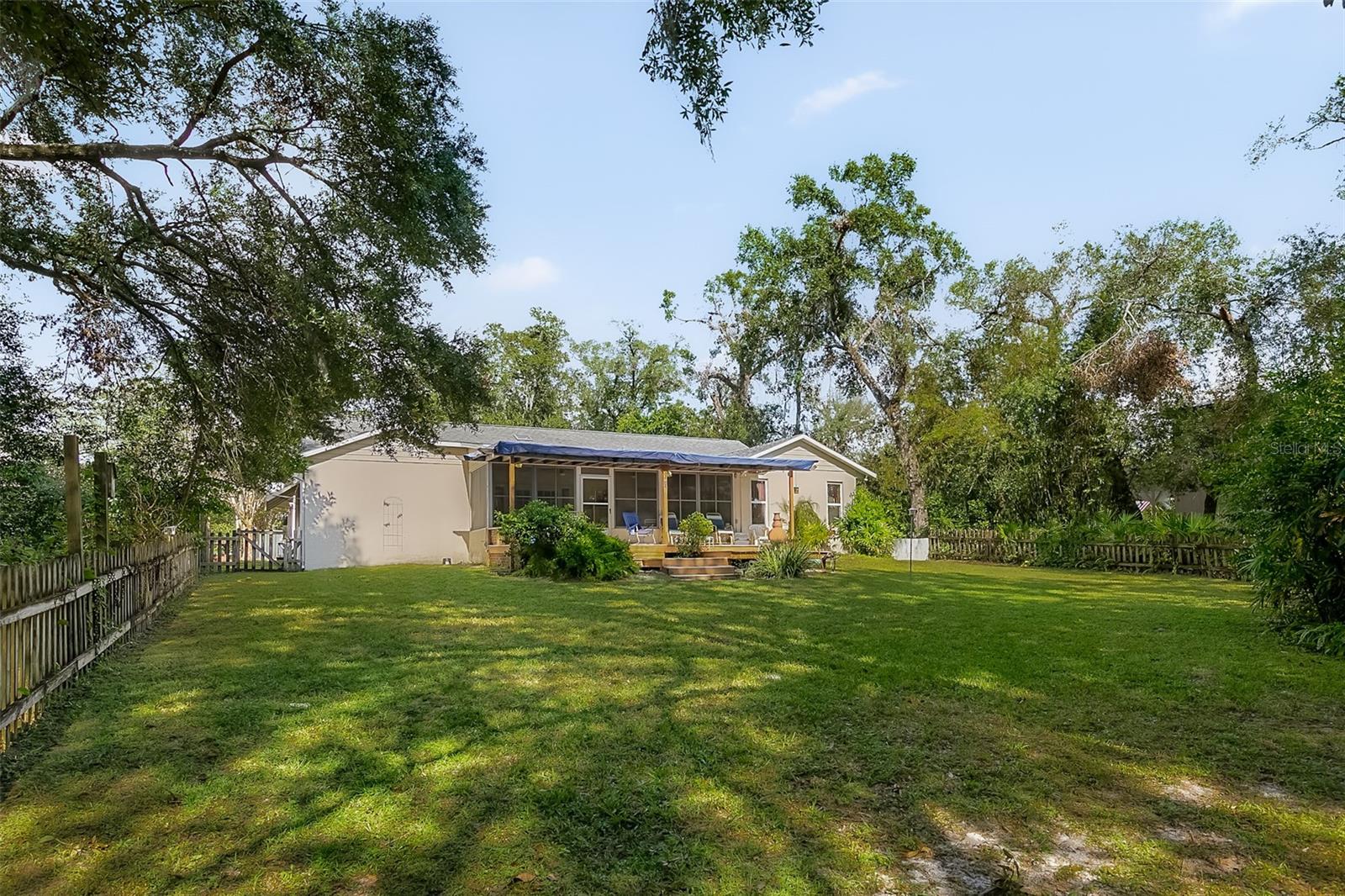 Image 33 of 49 For 143 Debary Drive