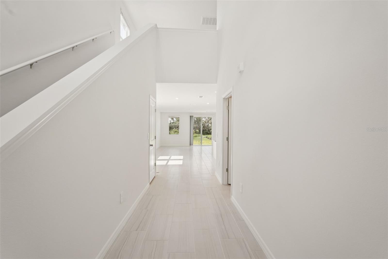 Image 11 of 35 For 14033 Crutchfield Court
