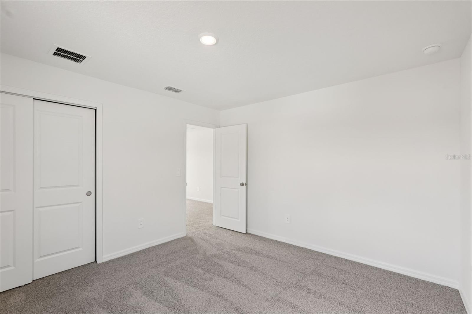 Image 24 of 35 For 14033 Crutchfield Court