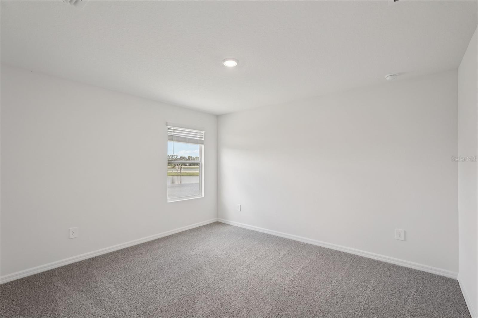 Image 27 of 35 For 14033 Crutchfield Court