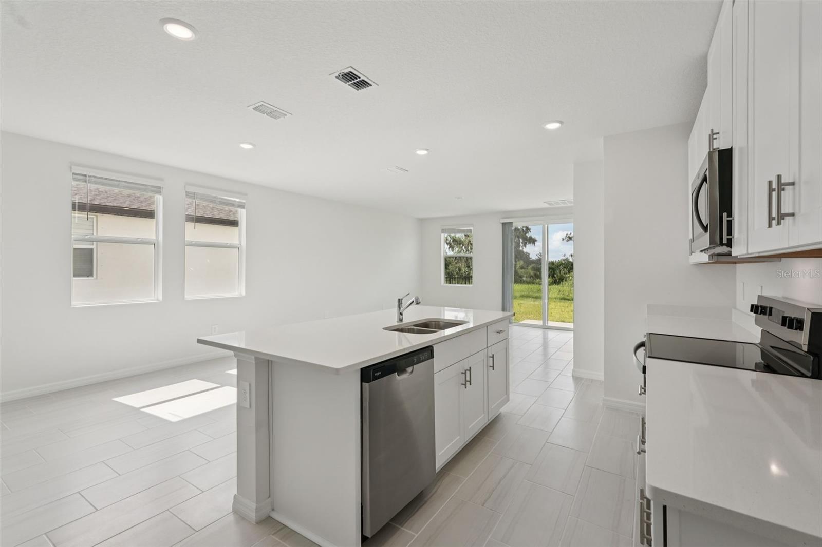 Image 4 of 35 For 14033 Crutchfield Court