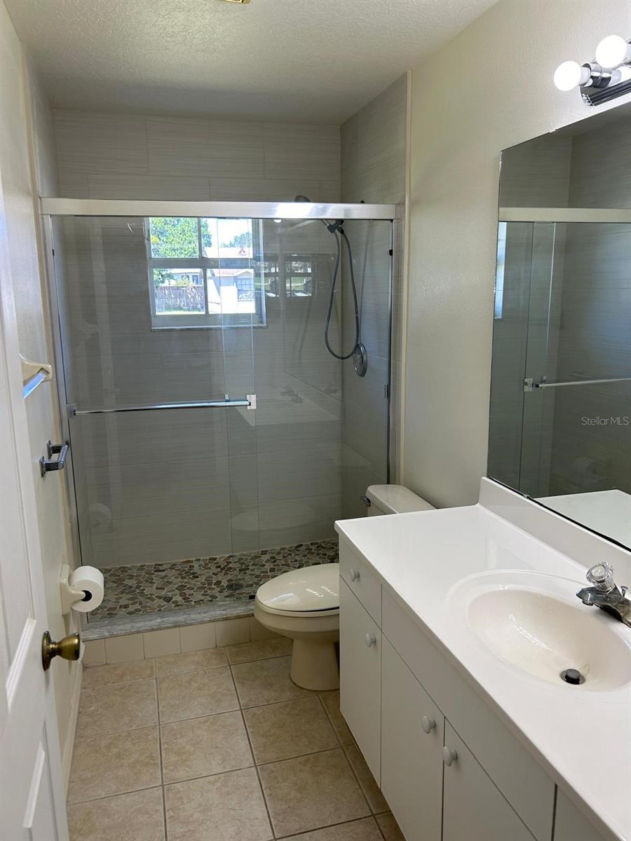 Image 6 of 12 For 2421 Omaha Drive