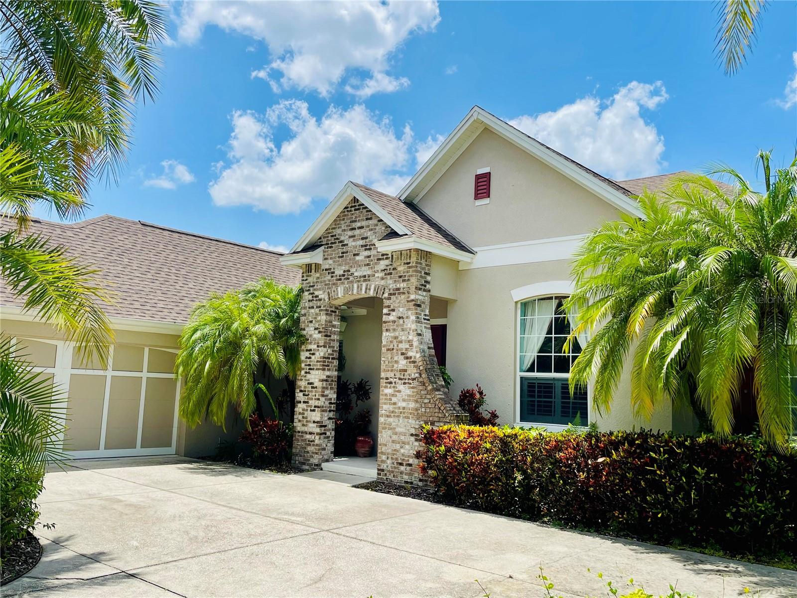 Listing photo id 89 for 11909 Mandevilla Court