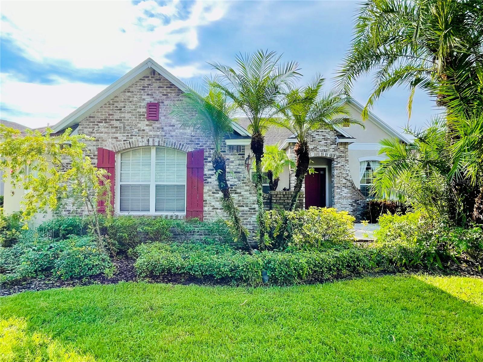 Listing photo id 91 for 11909 Mandevilla Court