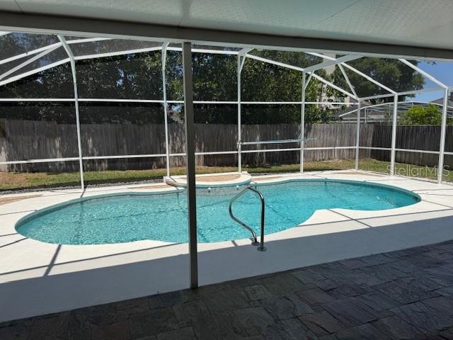 Image 19 of 21 For 1833 Queen Palm Drive