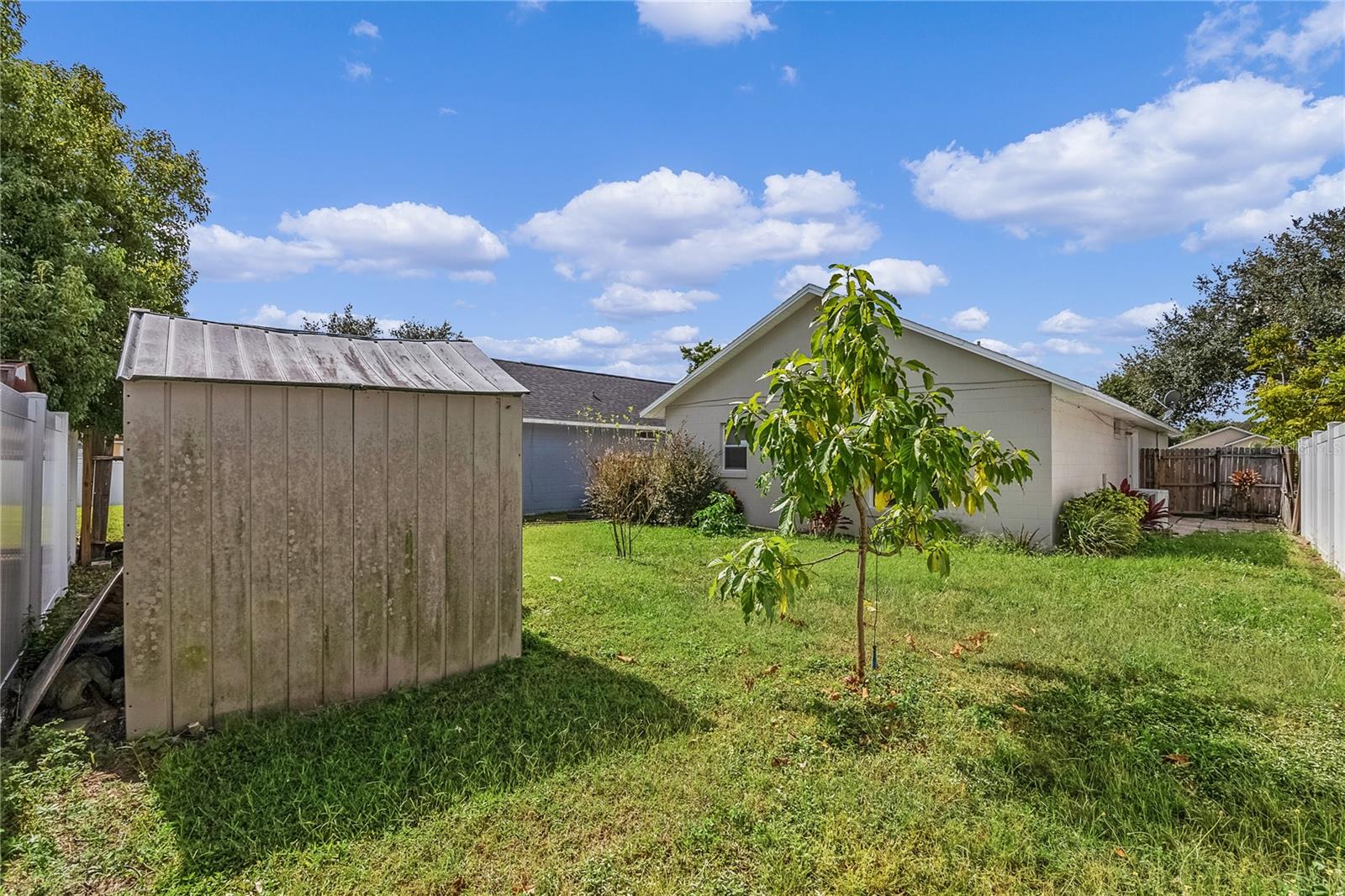 Image 25 of 31 For 1957 Teaberry Court