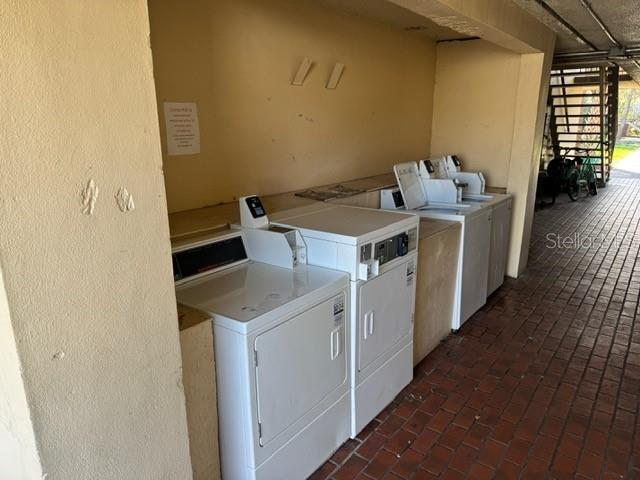 Image 9 of 13 For 7900 Orange Blossom Trail 2053