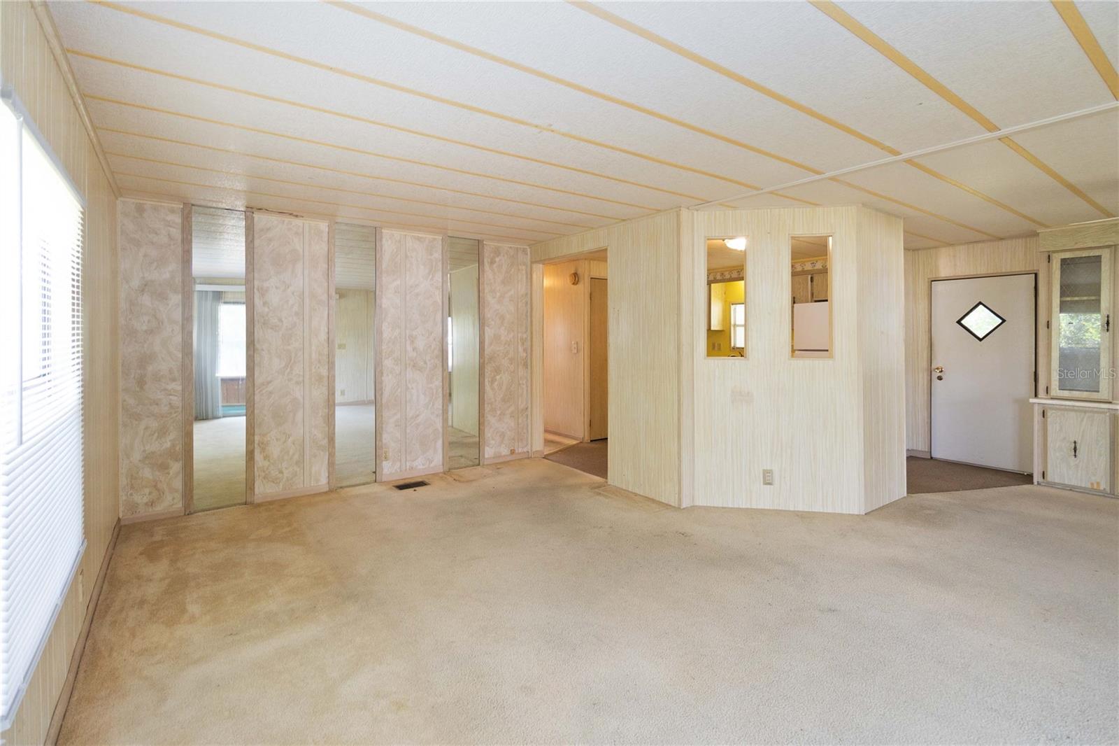 Image 11 of 30 For 130 Florence Boulevard