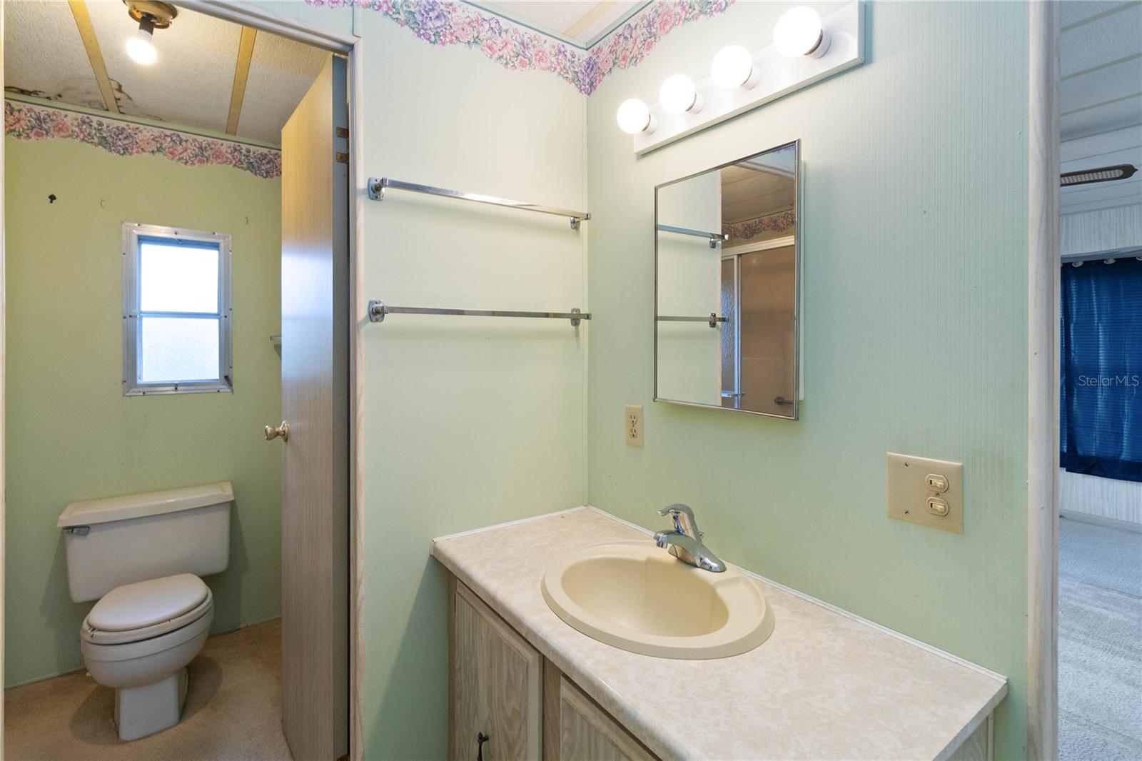 Image 23 of 30 For 130 Florence Boulevard