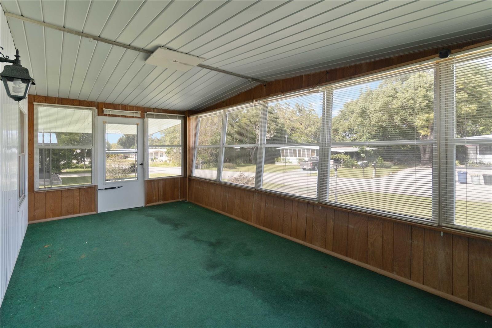 Image 25 of 30 For 130 Florence Boulevard