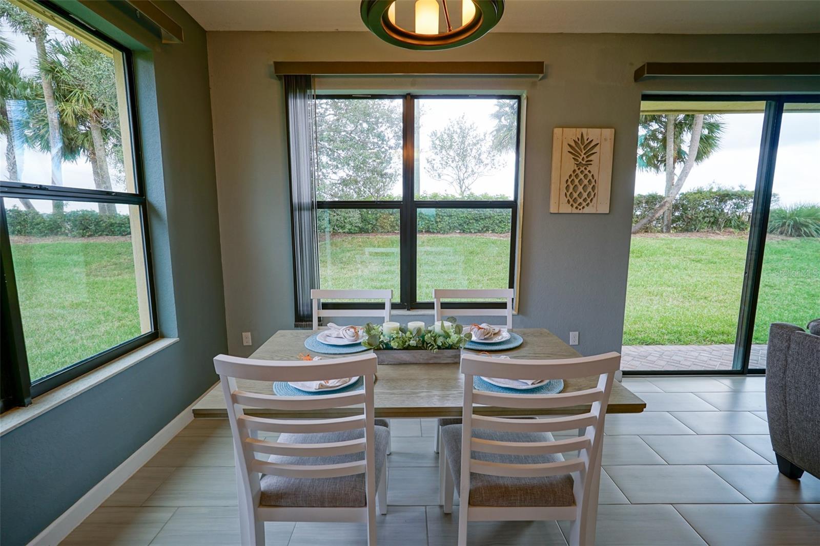 Image 14 of 63 For 9869 Villa Circle