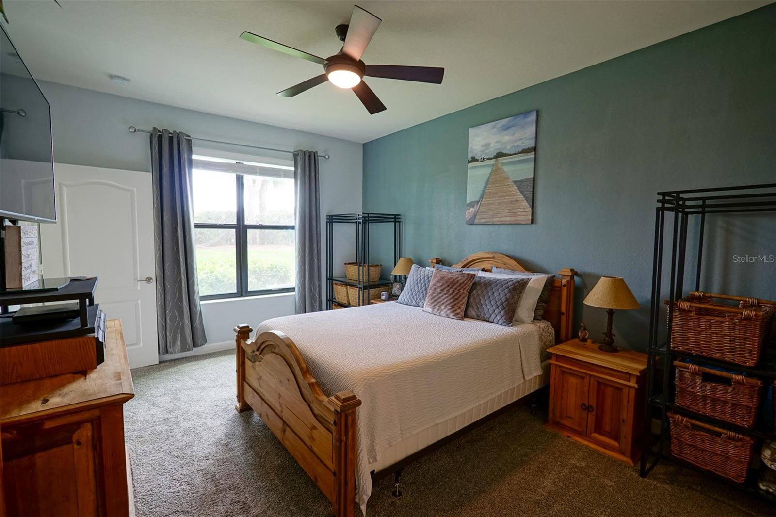 Image 19 of 63 For 9869 Villa Circle