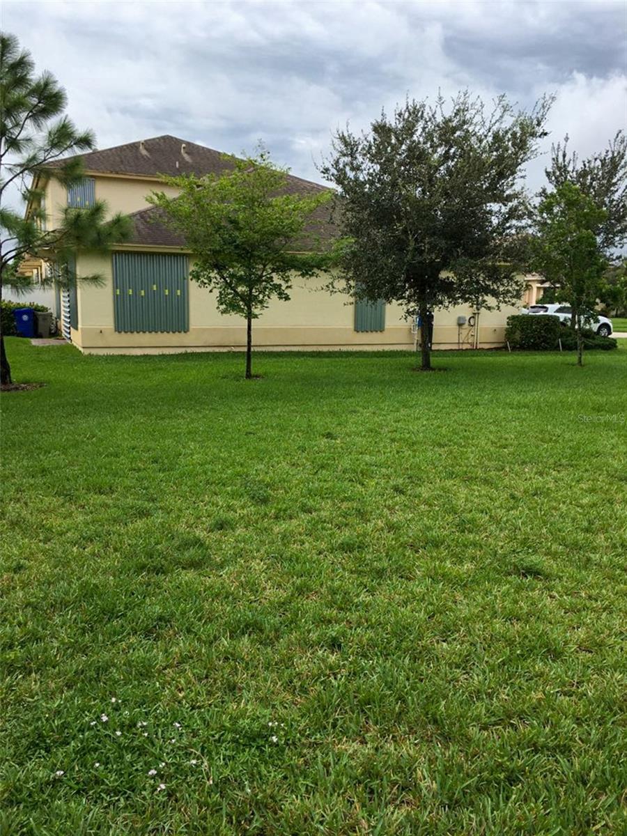 Image 55 of 63 For 9869 Villa Circle