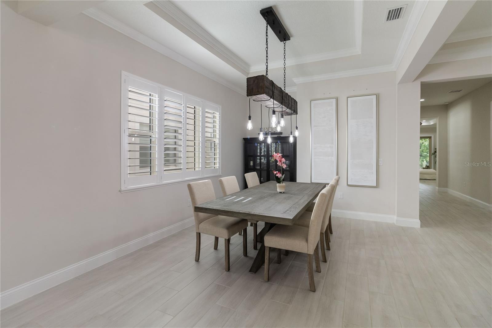 Image 7 of 50 For 10159 Royal Island Court