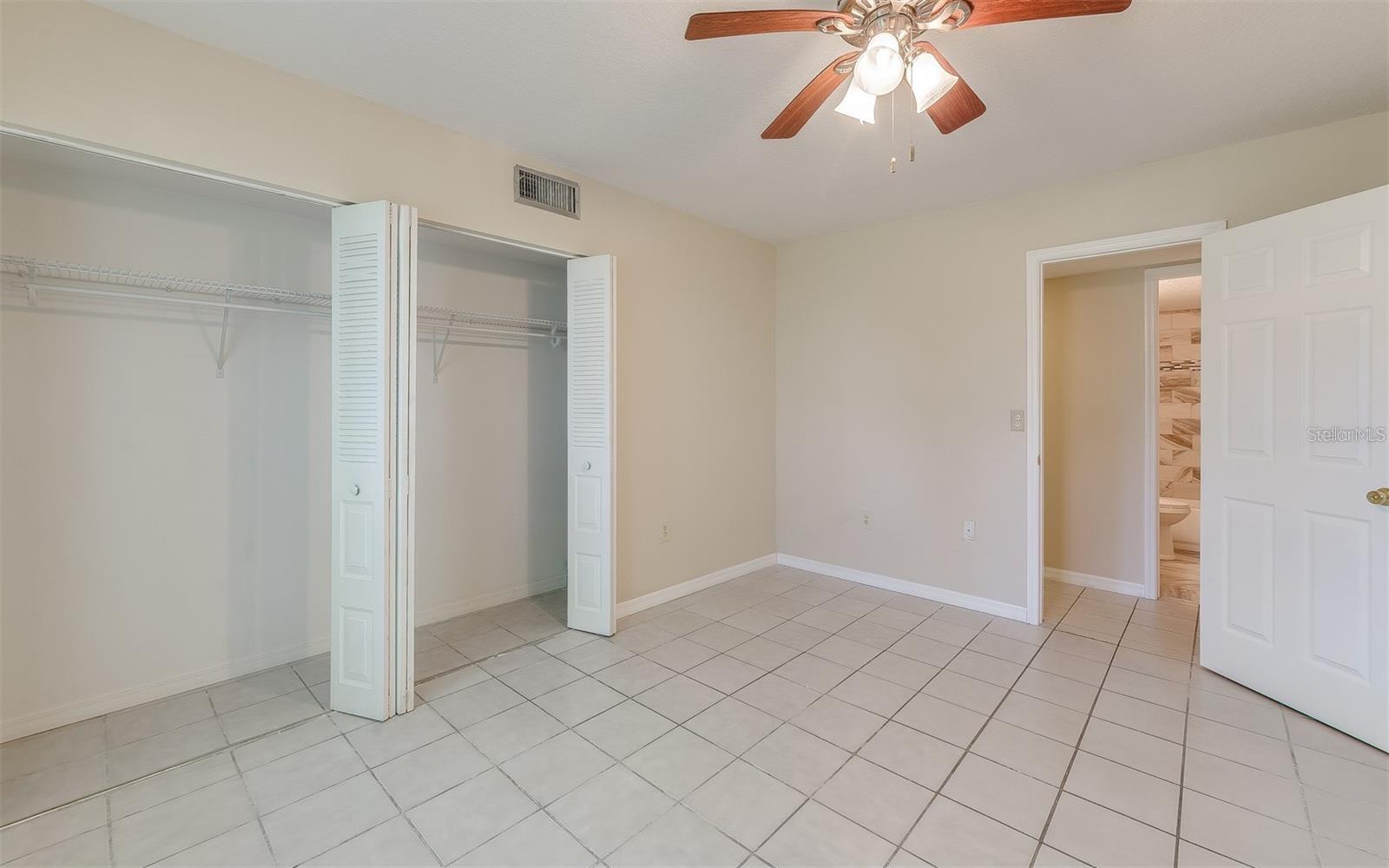 Image 11 of 21 For 3240 Semoran Boulevard 12