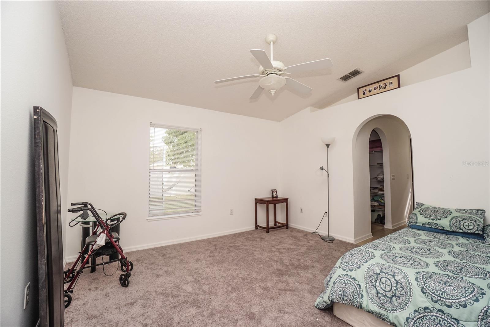 Image 14 of 22 For 532 Ronshelle Avenue