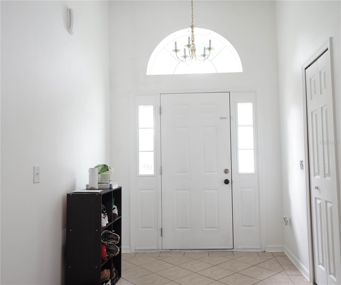 Image 4 of 22 For 532 Ronshelle Avenue
