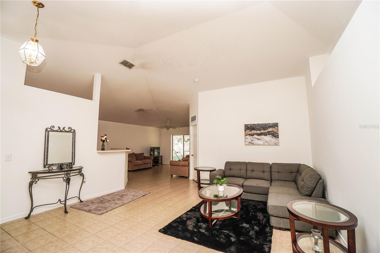 Image 6 of 22 For 532 Ronshelle Avenue