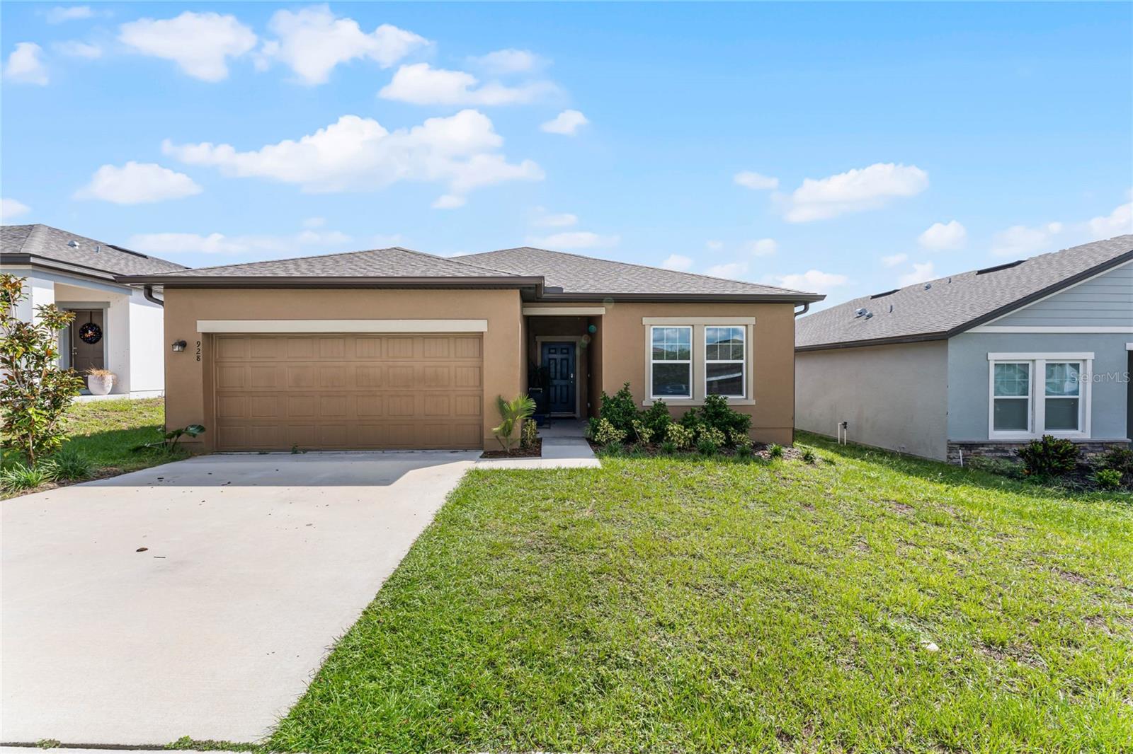 Details for 928 Orchid Grove Boulevard, DAVENPORT, FL 33837