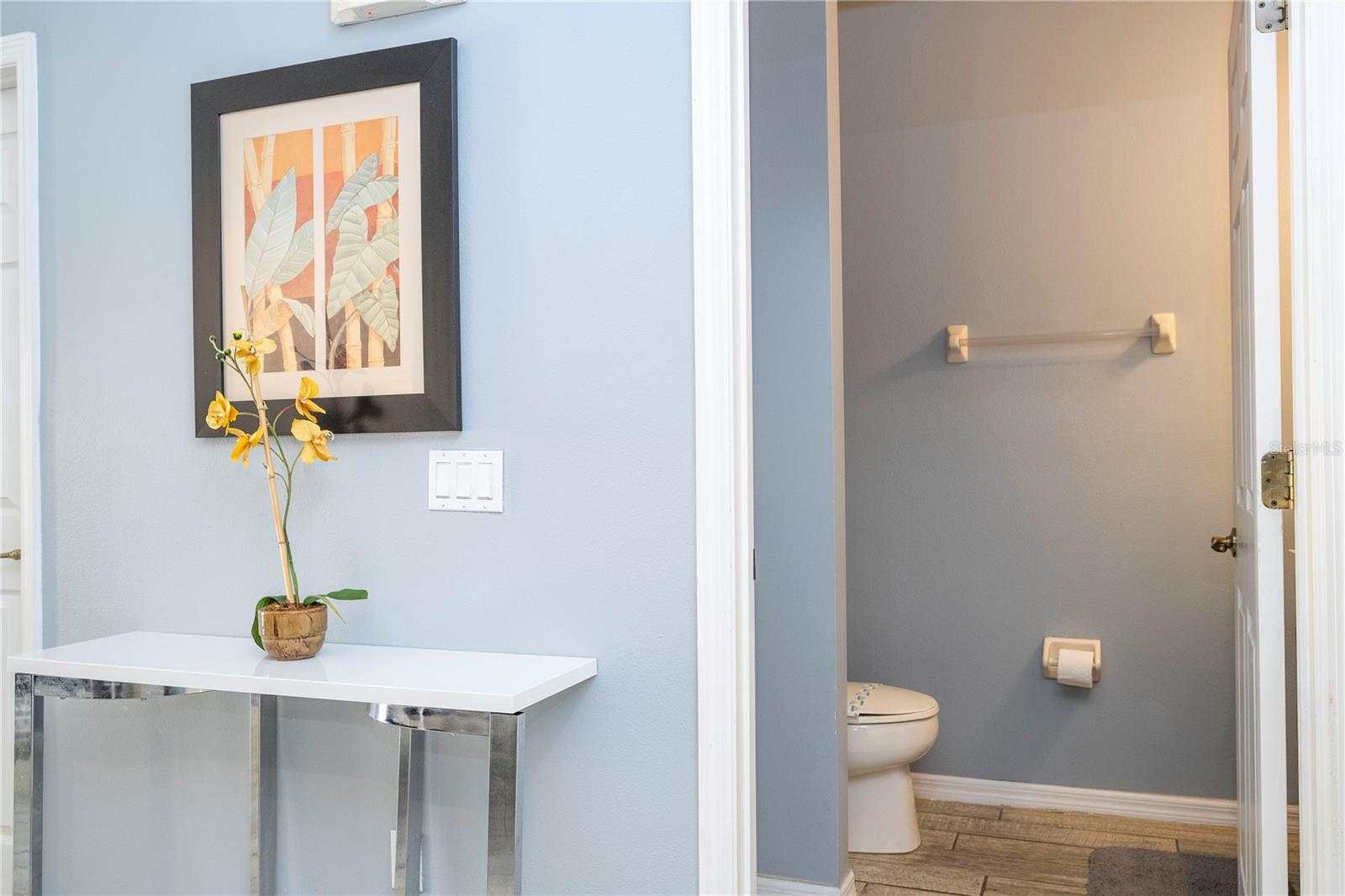 Image 14 of 43 For 3004 White Orchid Road
