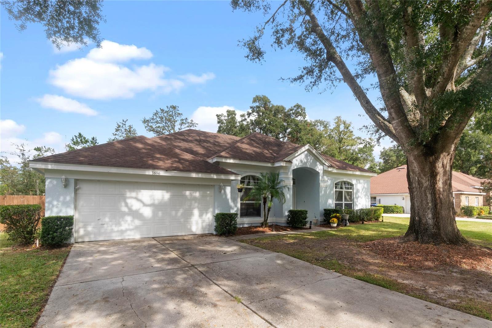 Details for 1696 Sweetwater West Circle, APOPKA, FL 32712