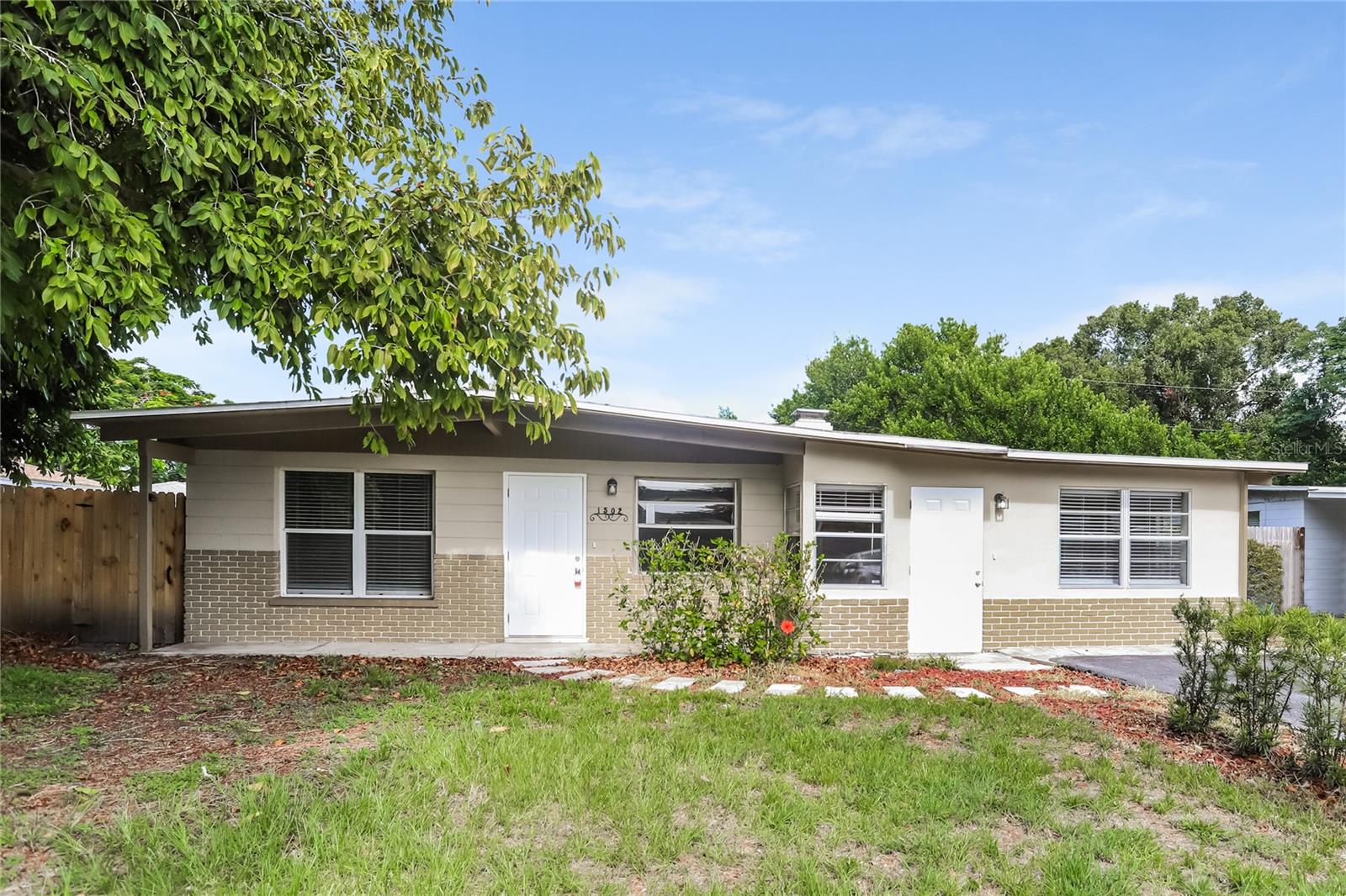 Details for 1502 Murray Avenue, CLEARWATER, FL 33755