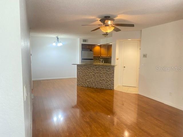 Image 4 of 9 For 5761 Gatlin Avenue 514