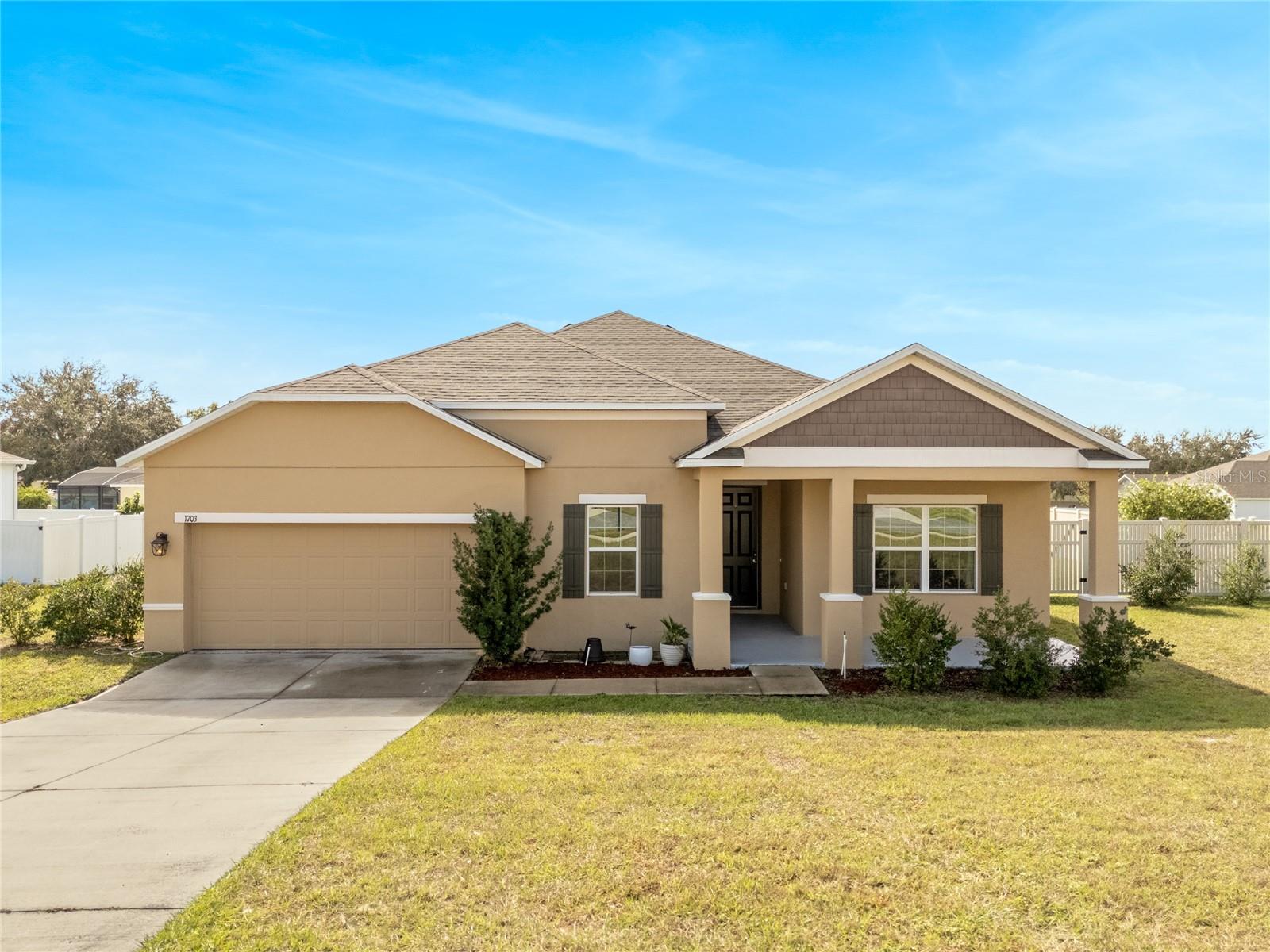 Details for 1703 Daybreak Drive, FRUITLAND PARK, FL 34731