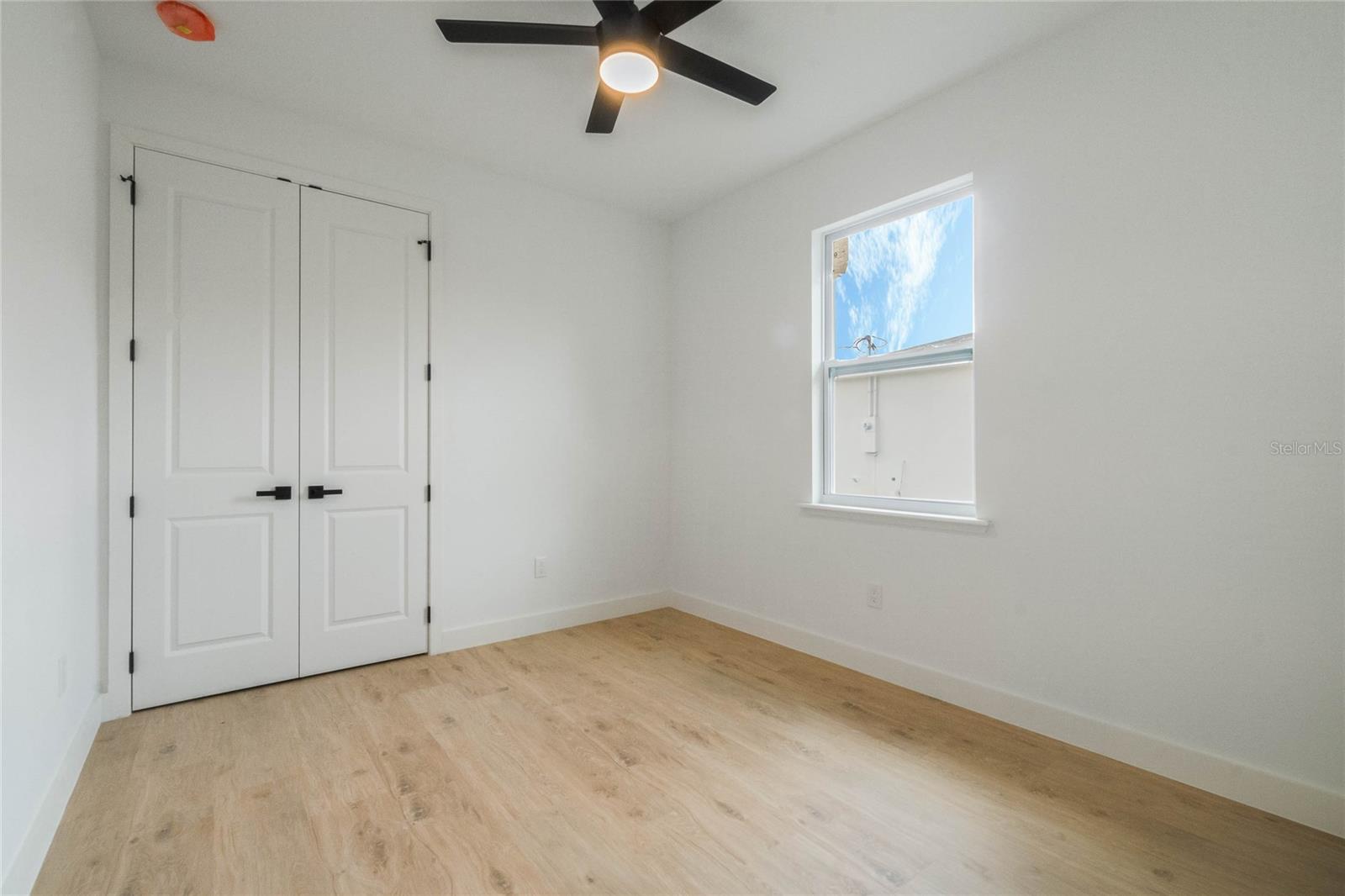 Image 14 of 30 For 521 Garbelmann Street Sw