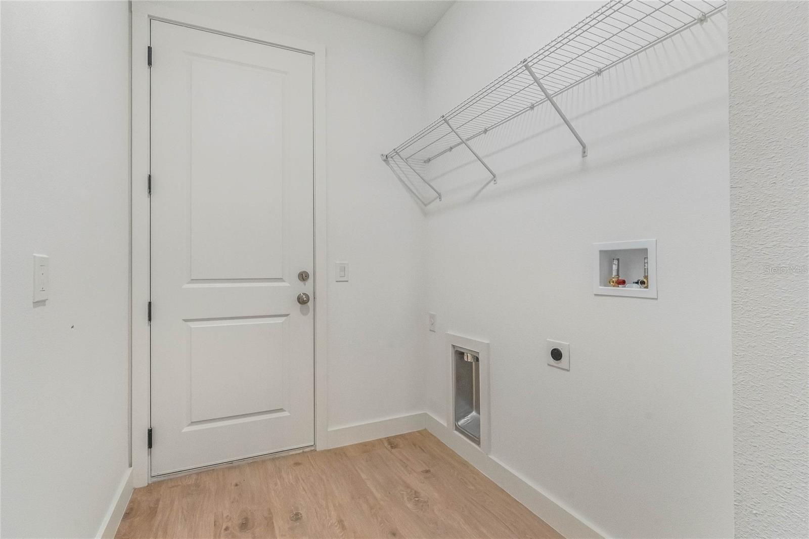 Image 20 of 30 For 521 Garbelmann Street Sw