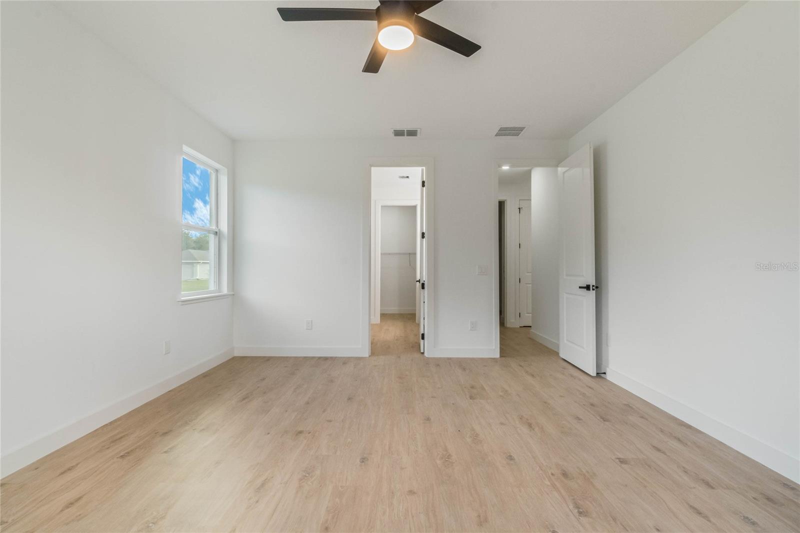 Image 24 of 30 For 521 Garbelmann Street Sw