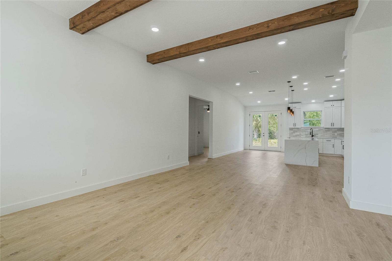 Image 4 of 30 For 521 Garbelmann Street Sw