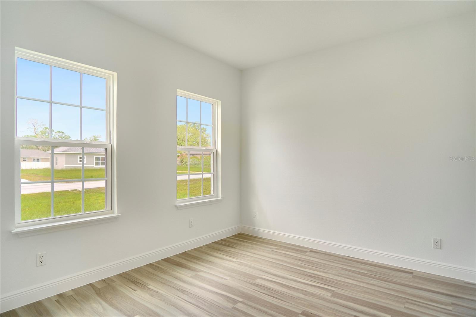Image 18 of 19 For 16270 29th Court Road