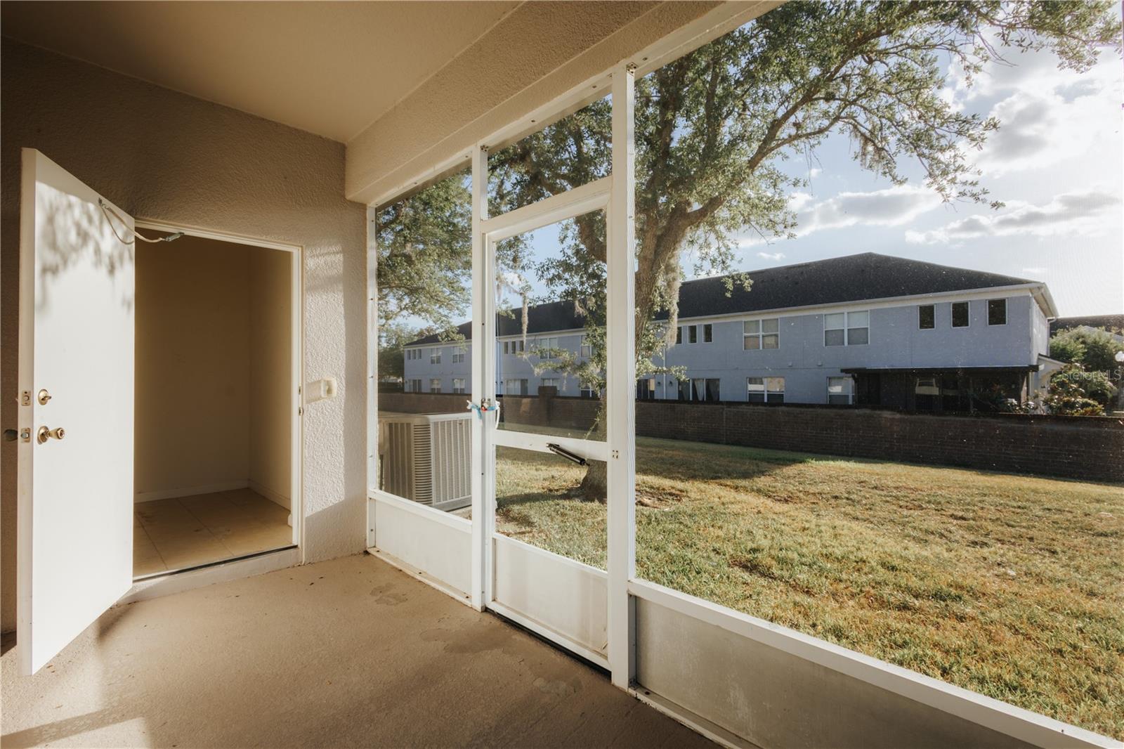 Image 38 of 43 For 13910 Dove Wing Court