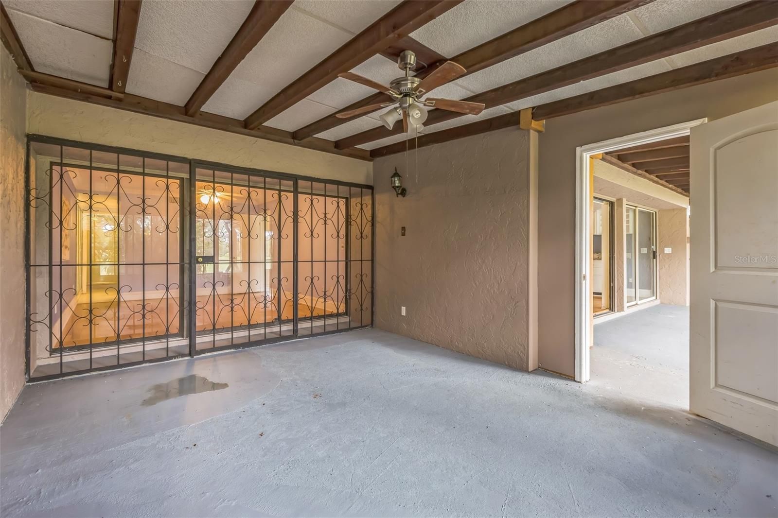 Image 23 of 36 For 13619 Twin Lakes Lane 15