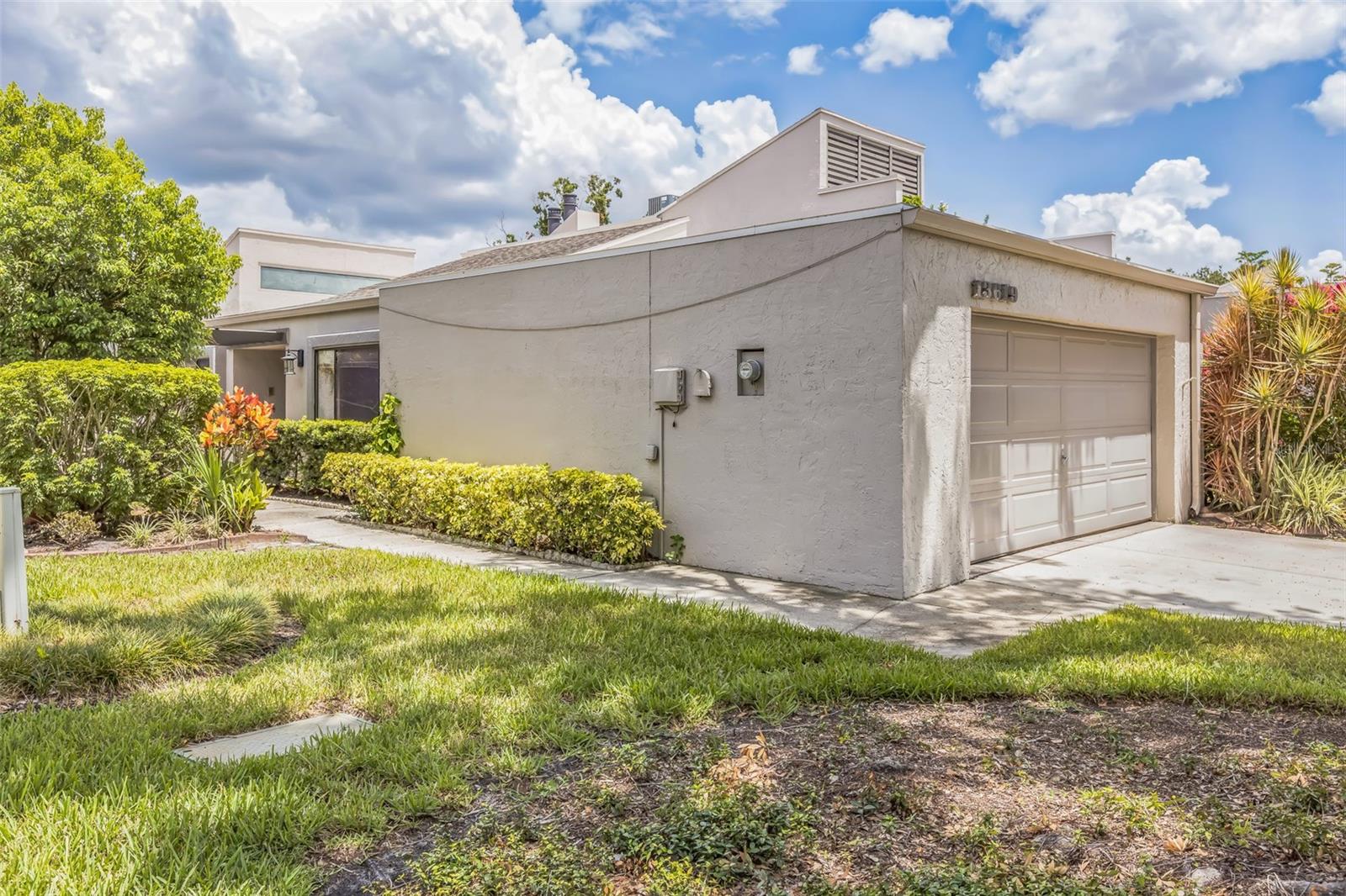 Image 32 of 36 For 13619 Twin Lakes Lane 15