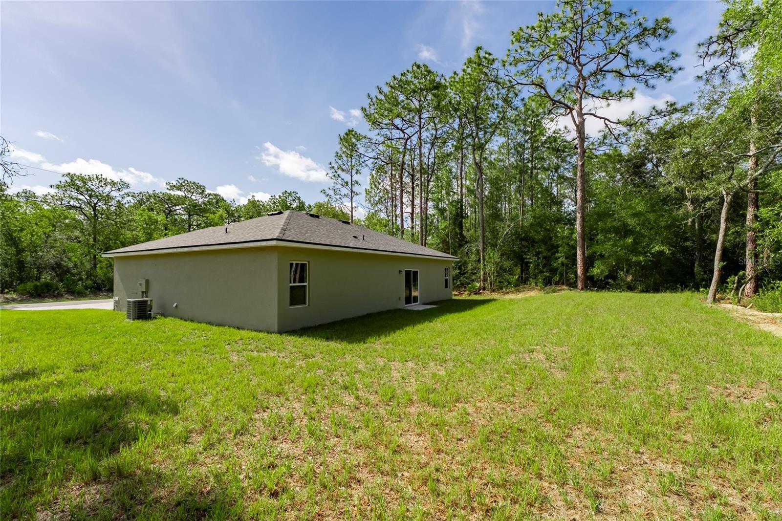 Listing photo id 21 for 6374 Falmouth Terrace