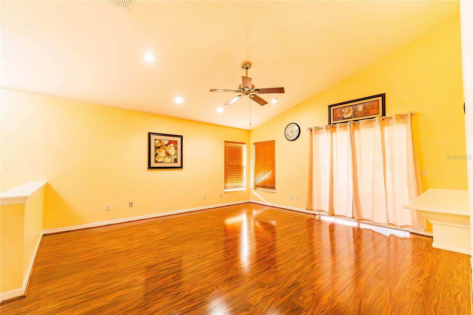 Image 20 of 30 For 1844 Oxton Court