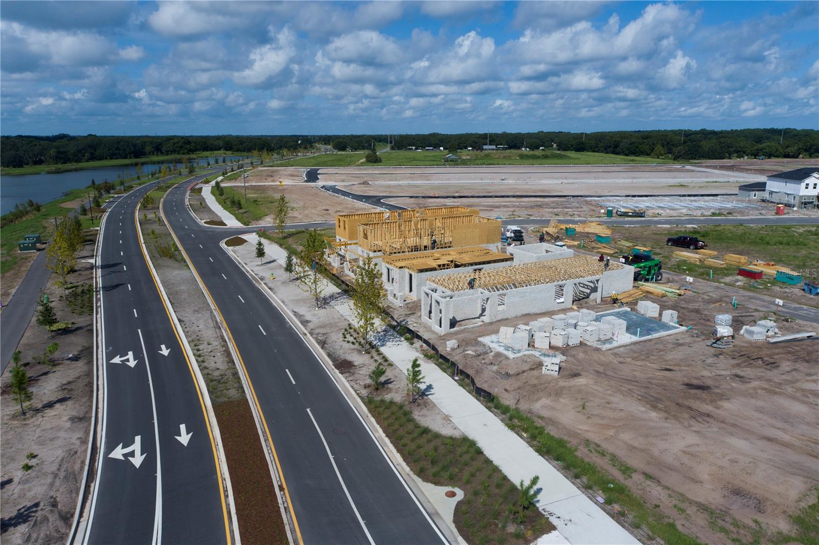 Image 36 of 47 For 5312 Center Lake Ranch Boulevard