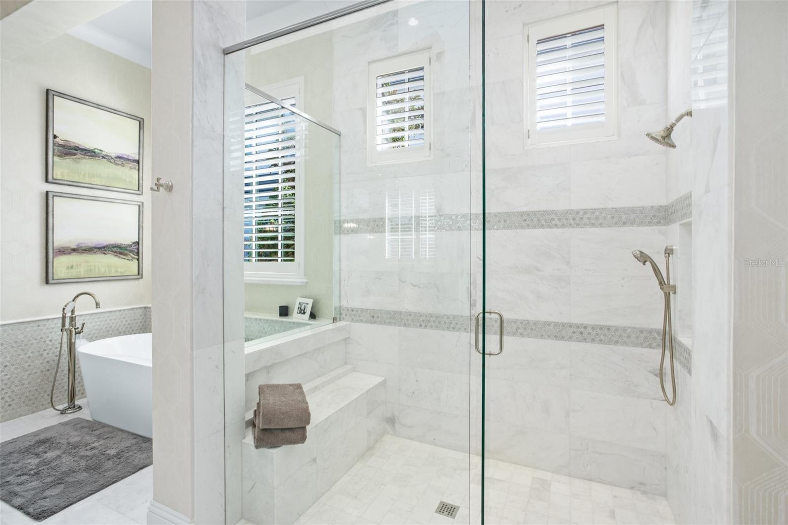 Image 22 of 56 For 10331 Los Feliz Drive